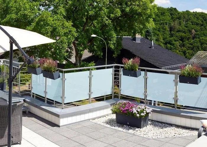 Schwarzer Kater Lägenhet